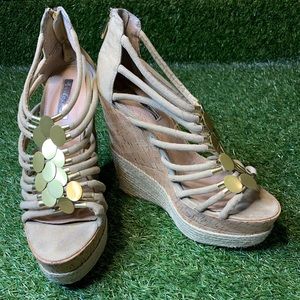 H by Halston Platform Wedges size 9.5